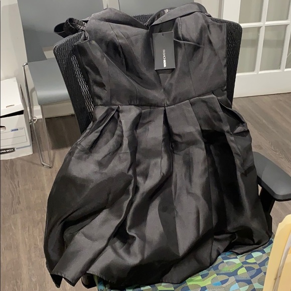 Little Black Cocktail Dress! - Picture 2 of 2